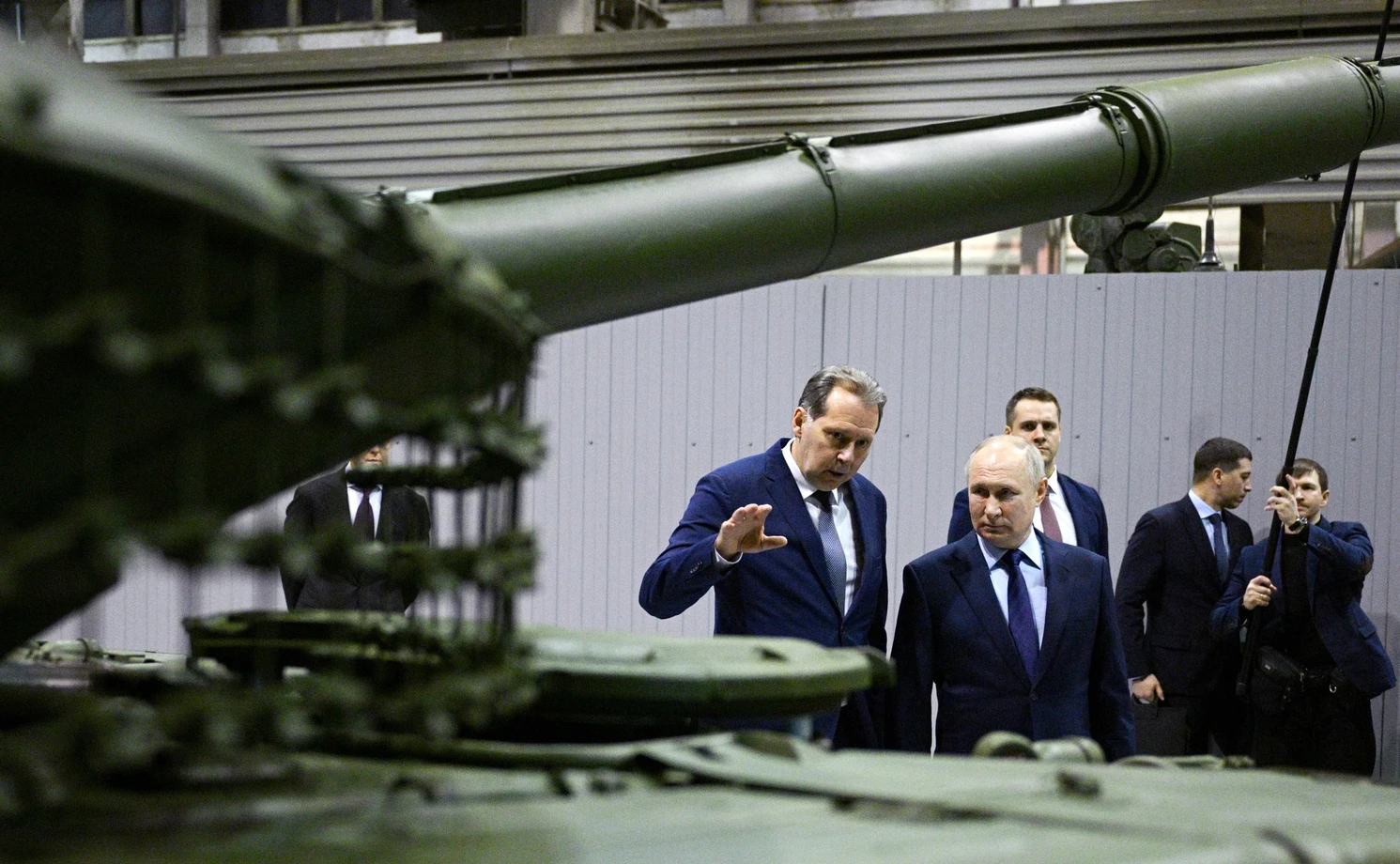 Vladimir Putin tours the Uralvagonzavod tank plant in Nizhny Tagil, part of Russia’s state-owned Rostec defense conglomerate, on 15 February 2024. Credit: Ramil Sitdikov/RIA Novosti via Kremlin.ru